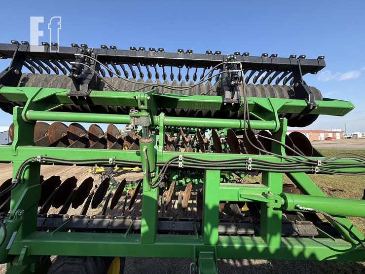 2021-john-deere-2680h-image-25