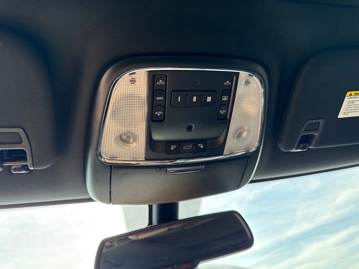 2015-jeep-grand-cherokee-image-31
