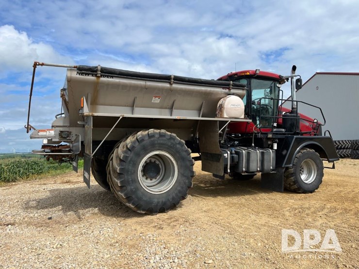 2015-case-ih-titan-4530-image-11