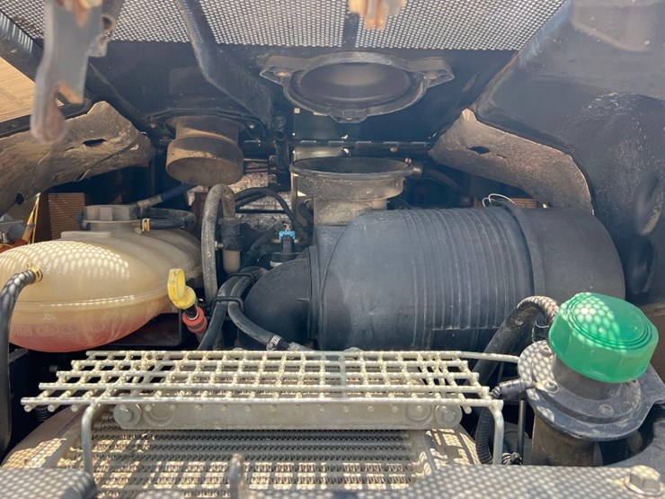 2020-deere-333g-image-16