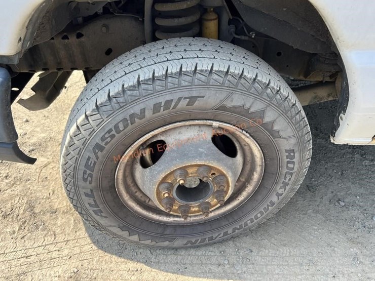 2012-ford-e450-image-9