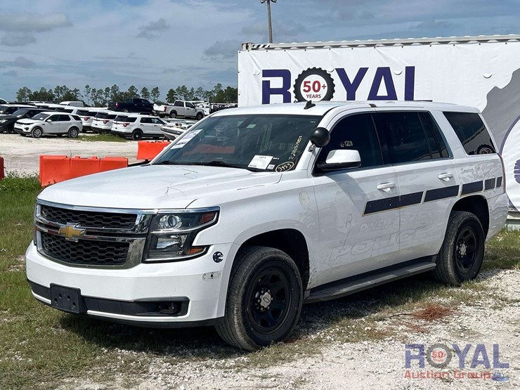 2016-chevrolet-tahoe-image-1