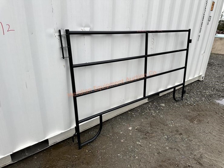 7'-x-52"-portable-corral-panel-new-bid$-x-4-image-3