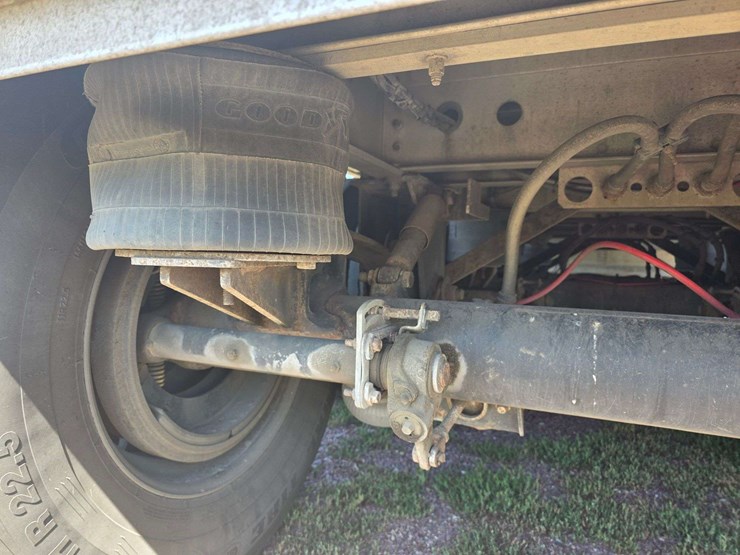 2013-wilson-50'-hopper-bottom-trailer,-84"-wide-with-102"-sides,-commodity-tubes,-ddl-triple,-electr-image-34