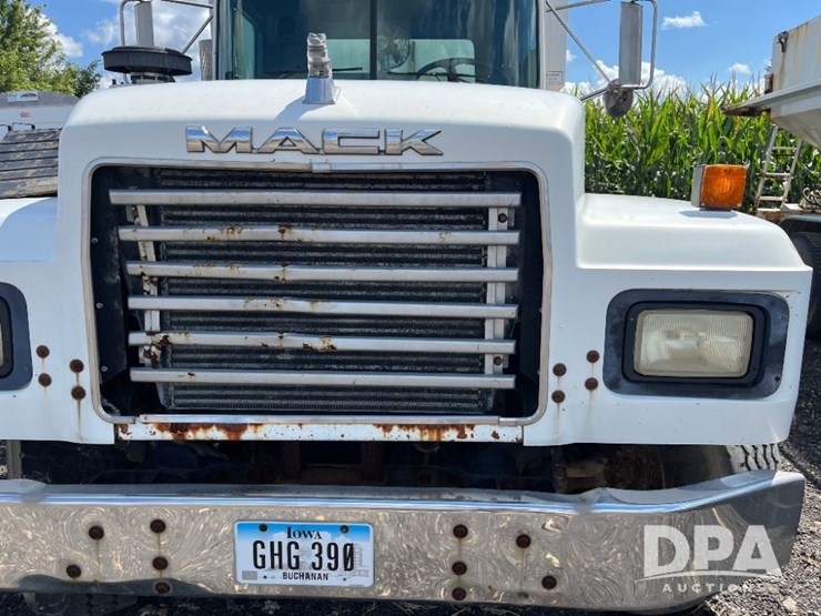 1995-mack-rd600gk-image-14