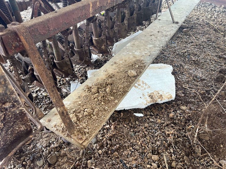 oliver-superior-8ft-grain-drill-image-46