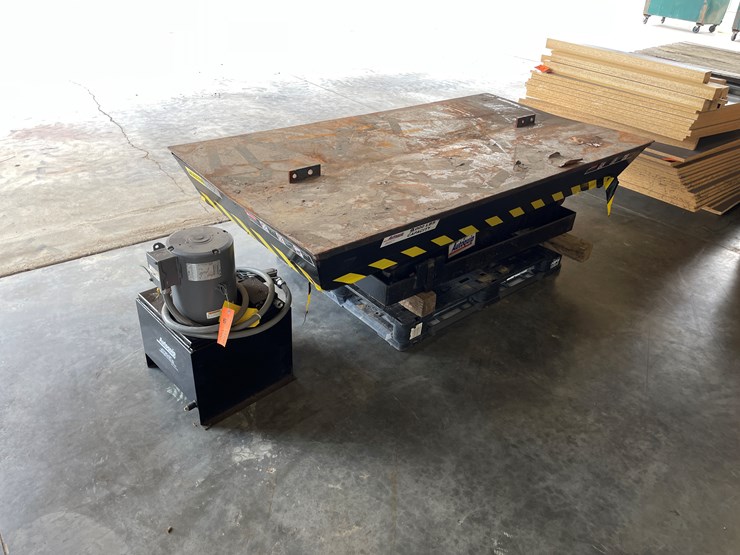 #2003-•-autoquip-scissor-lift-platform-lift-with-pump-image-1