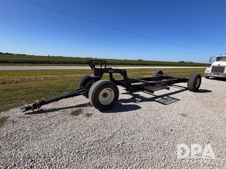 yetter-heavy-duty-running-gear-(gp11376,-unit-110583)-image-1