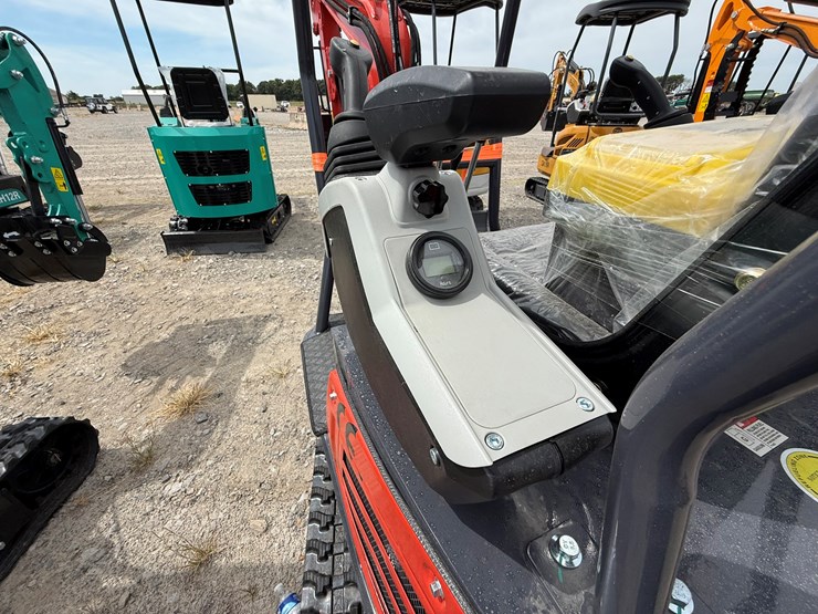 #220-•-#26484-•-unused-cfg-mx15rx-mini-excavator-image-41
