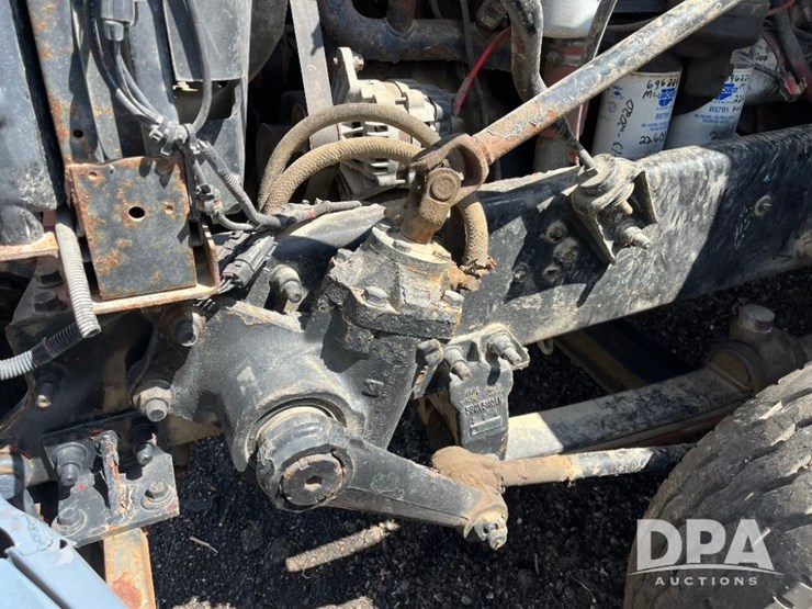 2002-mack-ch613-image-73
