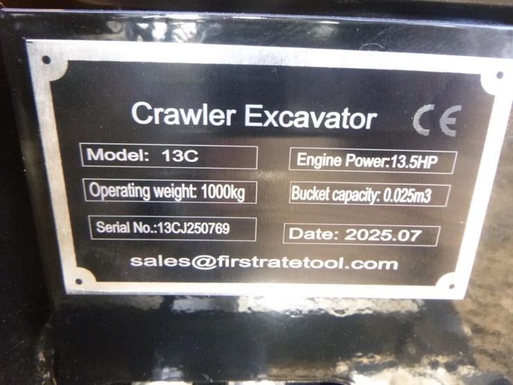 2025-vicsec-vc13c-hydraulic-excavator-image-29