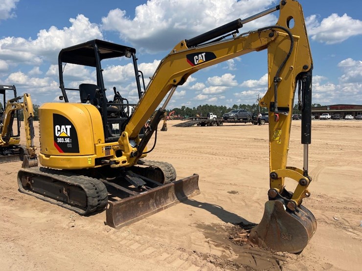 2016-caterpillar-303.5e2-cr-image-6