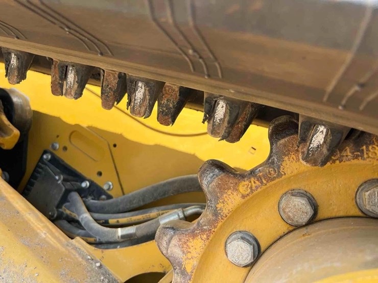 2023-caterpillar-259d3-image-24
