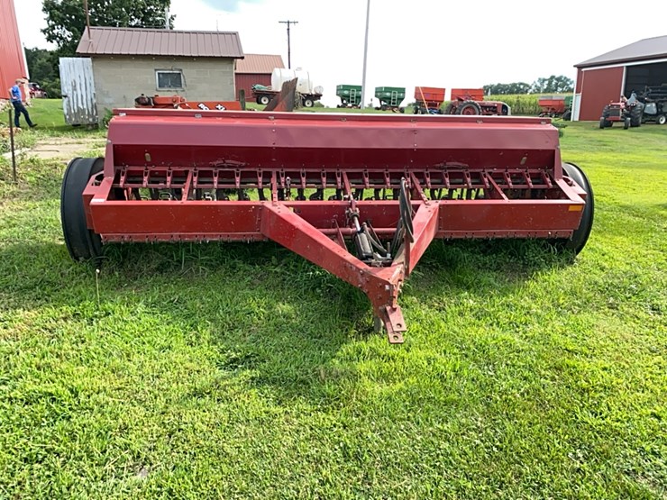 case-ih-5100-image-14