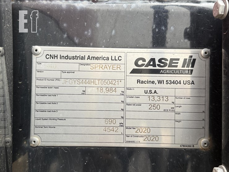 2020-case-ih-patriot-4440-image-81