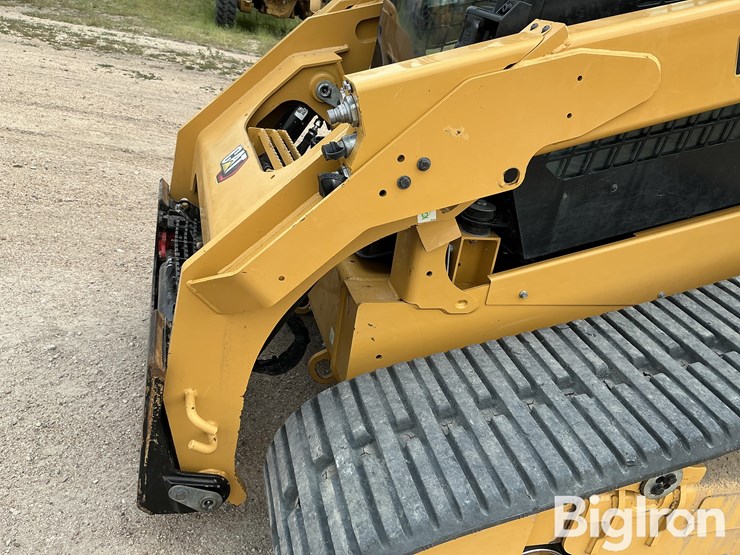 2022-caterpillar-289d3-image-17
