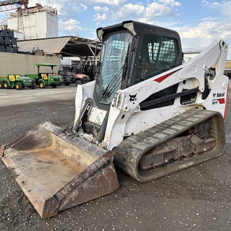 2019 BOBCAT T740