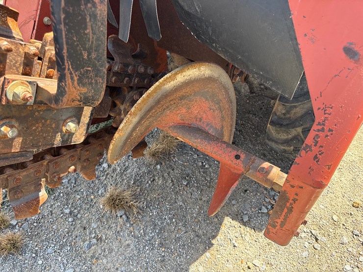 ditch-witch-rt40-image-10