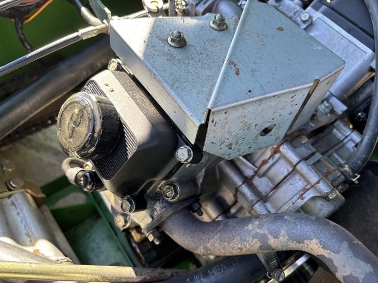 john-deere-gator-image-23