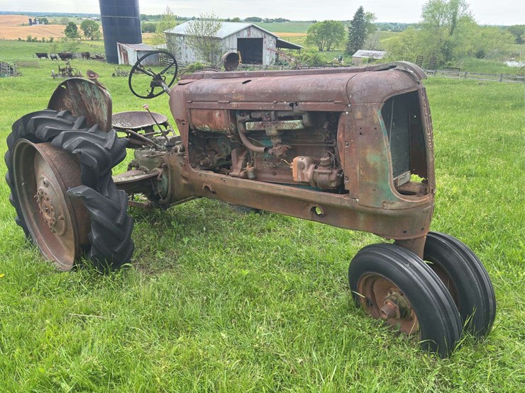 oliver-70-image-1