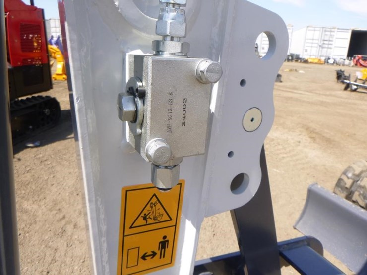 bttl-et12m-6-hydraulic-excavator-image-14