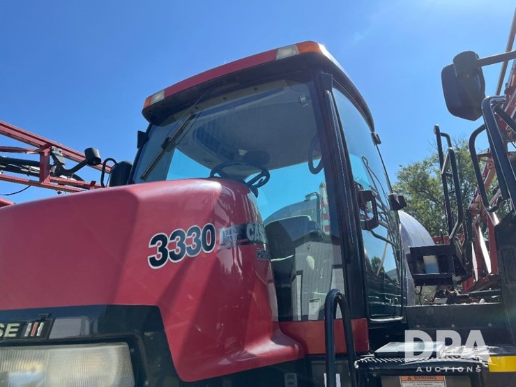 2011-case-ih-patriot-3330-image-23