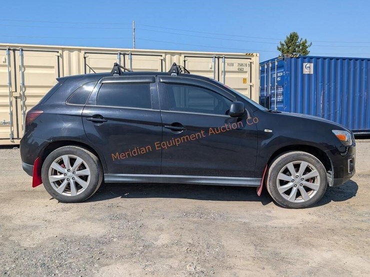 2014-mitsubishi-outlander-image-5