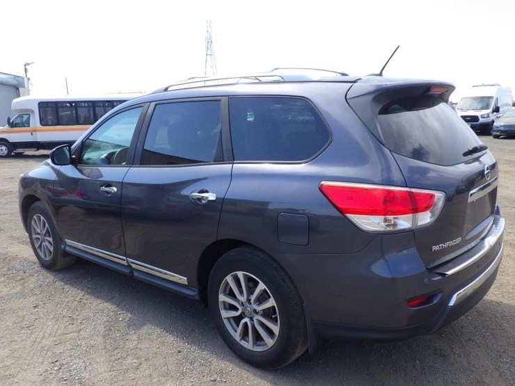 2014-nissan-rogue-image-4
