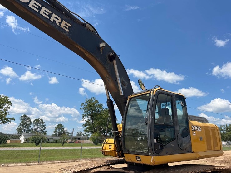 2008-deere-270d-lc-image-24