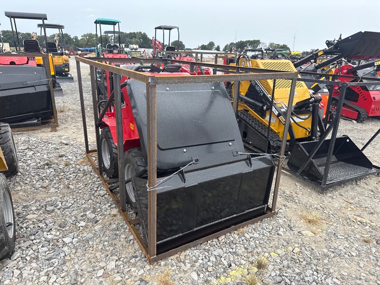 #220-•-#26501-•-unused-agt-sda-140w-compact-wheel-loader-image-2