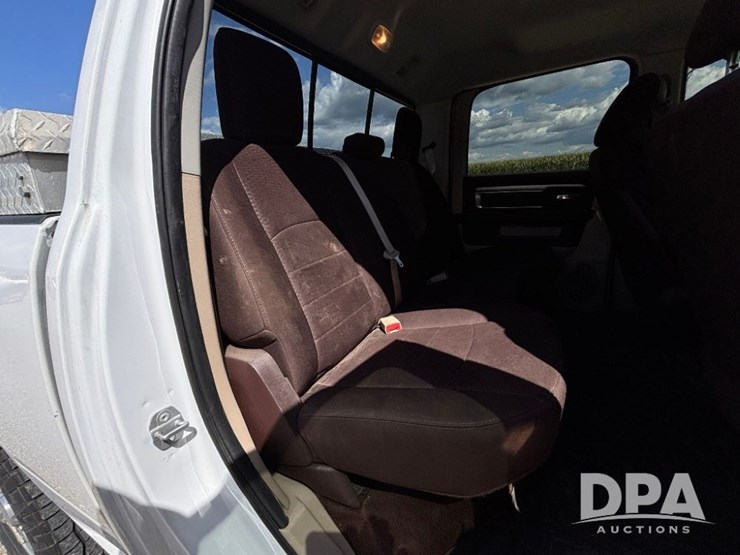 2016-dodge-ram-2500-image-57