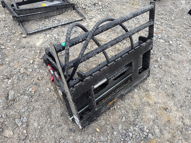 #230-•-#26361-•-unused-giyi-30"-mini-skid-steer-side-shift-fork-xcyhc2507268-image-2