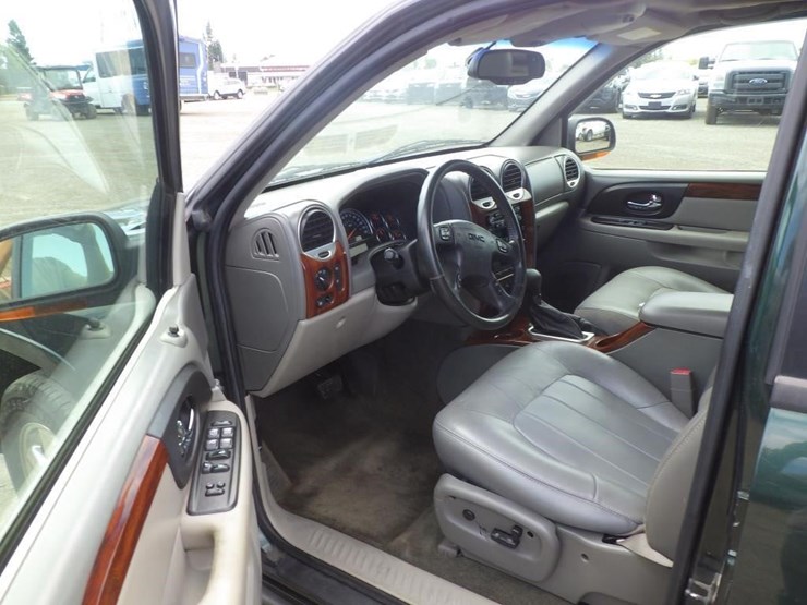 2002-gmc-envoy-image-5