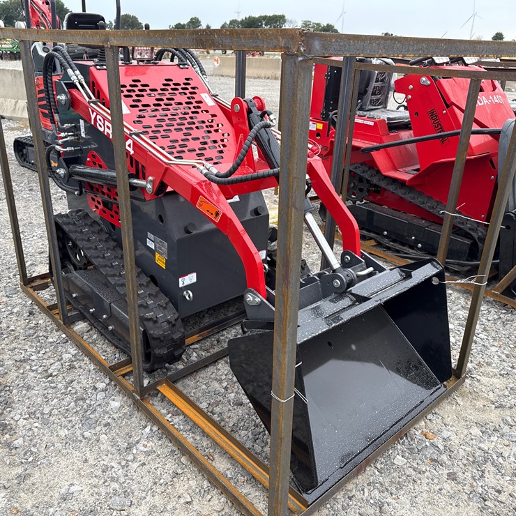 #220 • #26506 • Unused AGT YSRT14 Stand-On Skid Steer Loader