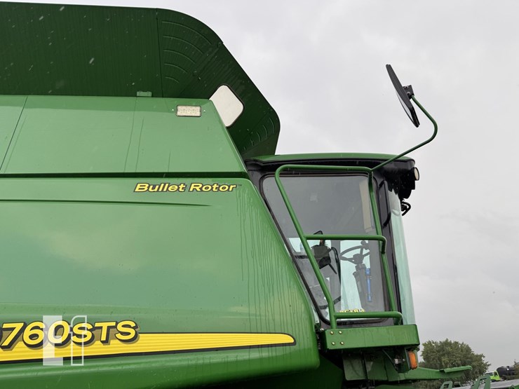 2006-john-deere-9760-sts-image-13