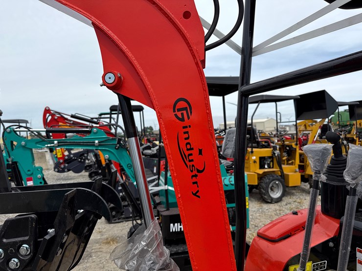 #220-•-#26494-•-unused-cfg-nt18k-mini-excavator-nt18k2025z0626029-image-6