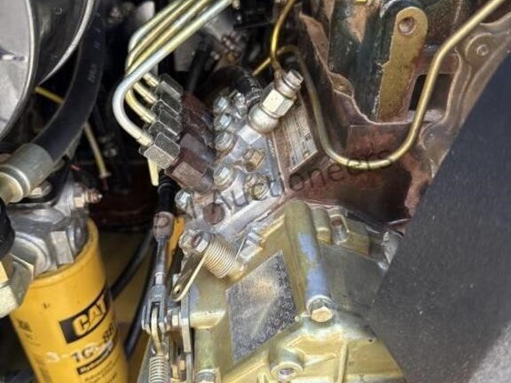caterpillar-216b-image-18