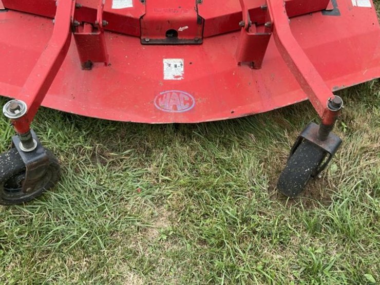 #124-•-massey-ferguson-mf210-tractor-image-61