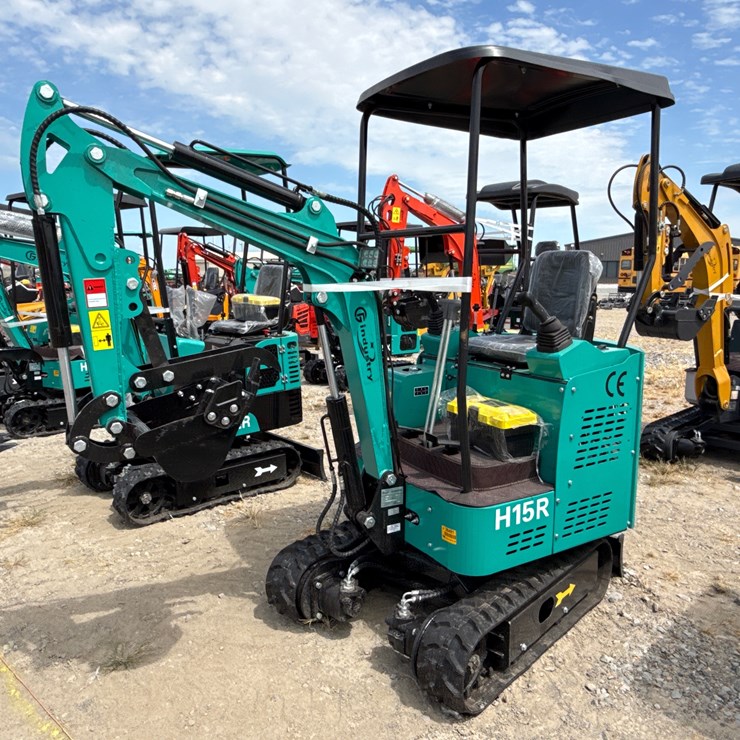#220 • #26491 • Unused CFG H15R Mini Excavator H15R20250706B8020