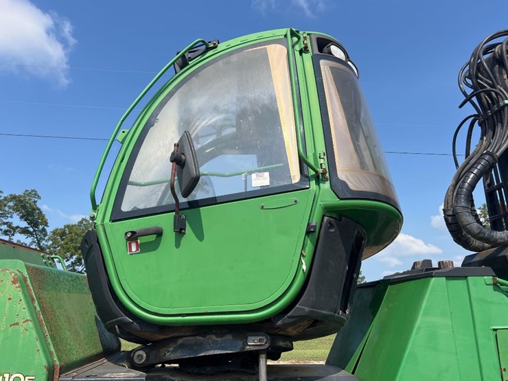 2010-deere-1110e-image-28