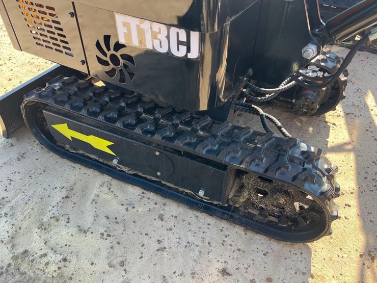 unused-future-ft13cj-excavator-image-5