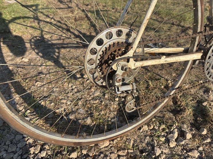 john-deere-bike-image-5