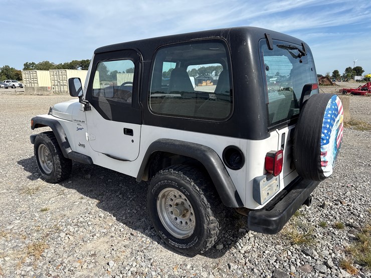 1997-jeep-wrangler-image-5