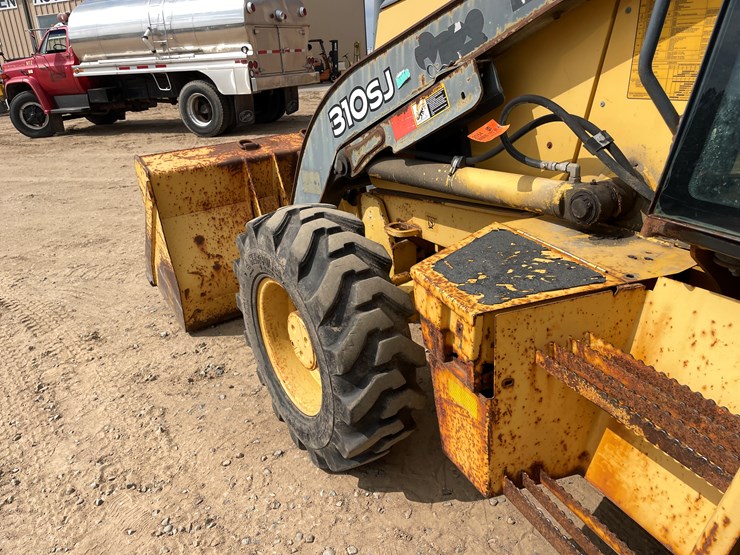 #2054-•-john-deere-310sj-image-19