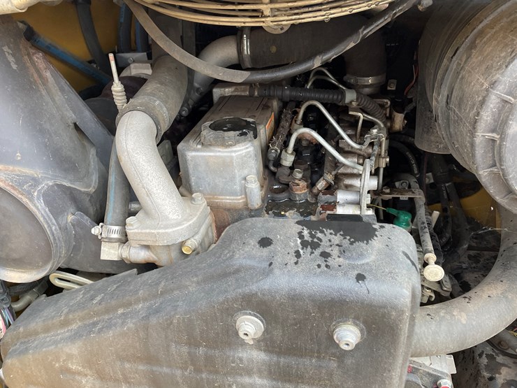 2012-caterpillar-279c2-image-13