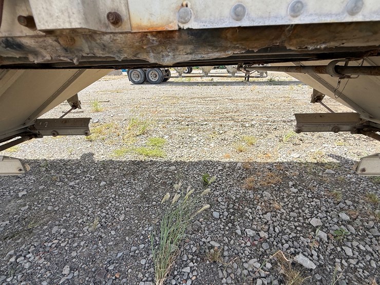 2011-merritt-42-image-35