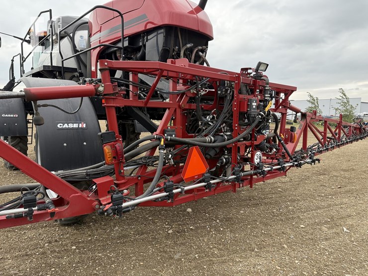 2020-case-ih-patriot-4440-image-42