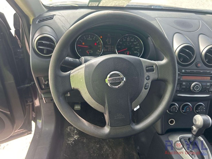 2013-nissan-rogue-image-11