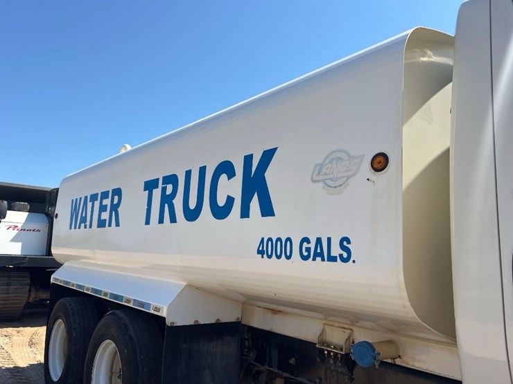 2012-international-durastar-4400-image-23