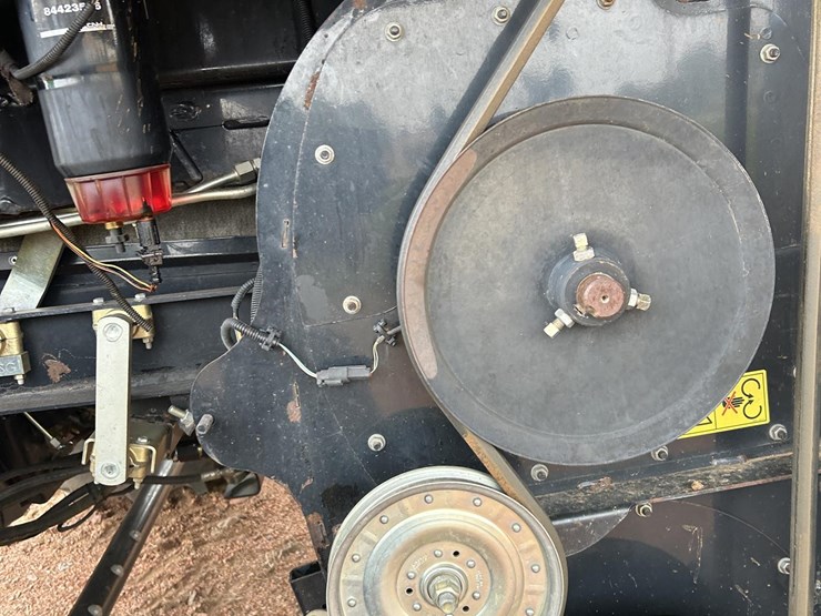 2015-case-ih-8240-image-111